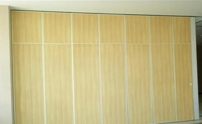 Wood Folding Decoration Movable Partition Walls On Wheel For Art Gallery / Office Room 1