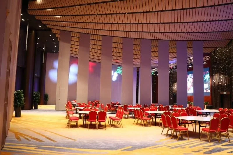 Wood Panel Door Operable Sliding Partition Walls for Restaurant Commercial Furniture