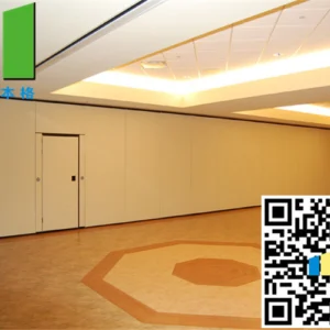 Wooden Activity Folding Partition Walls Acoustical Folding Partitions 2.56 Inch