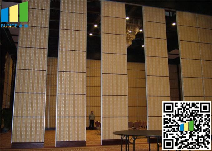 Wooden Activity Folding Partition Walls Acoustical Folding Partitions 2.56 Inch 0