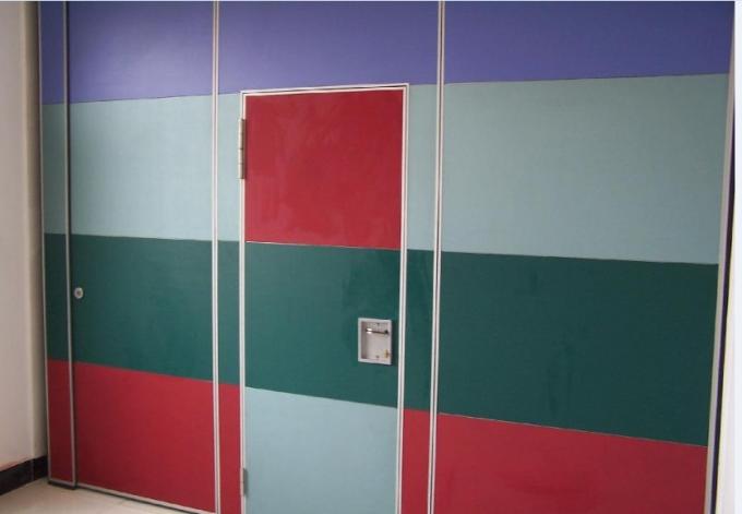 Wooden Folding Door Sound Proof Partitions Aluminium Frame For Classroom Decorative 1