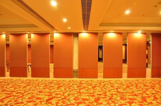 Wooden Operable Demountable Movable Partition Walls Max 4 Meter Height ODM 1