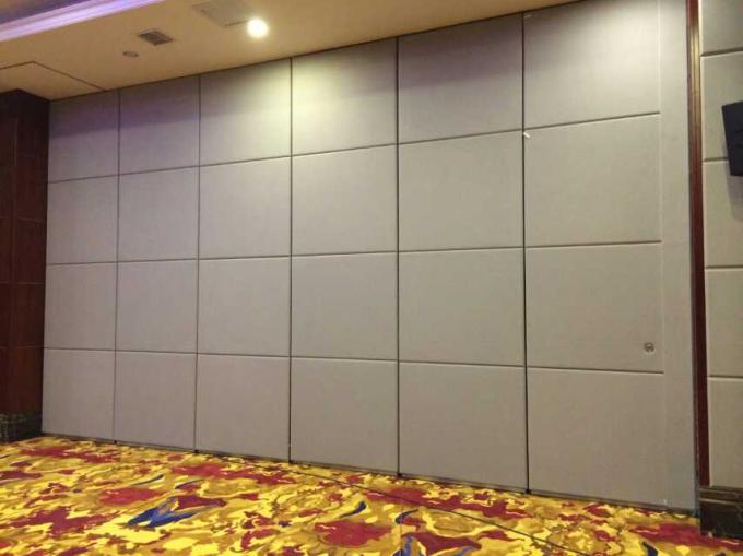 Wooden Portable Movable Partition Walls / Folding Room Divider with Aluminium Track 0