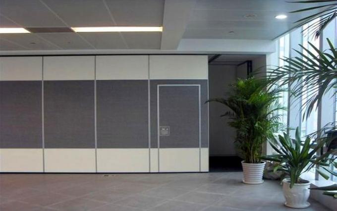 Wooden Soundproof Folding Office Partition Walls Singapore / Movable Partition Wall Systems 0