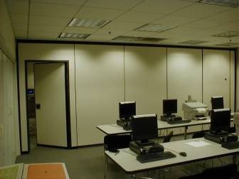Wooden Surface Folding Operable Partition Walls For Office With Sliding Doors 2