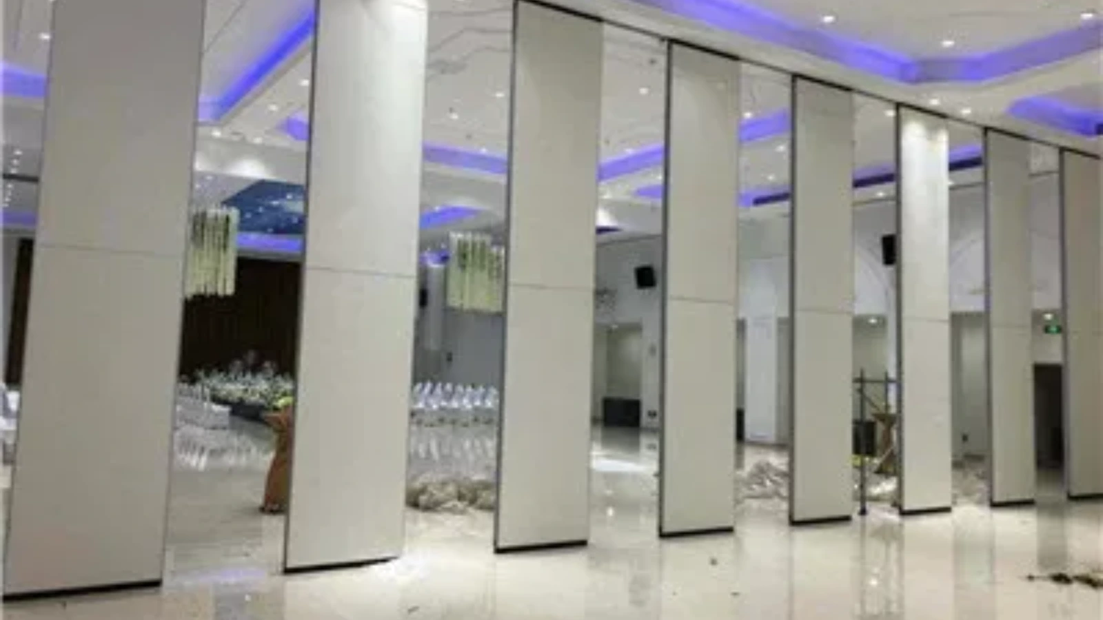 100 mm Soundproof Foldable Room Acoustic Partition Wall With Free Design — editorial 16:9 application view